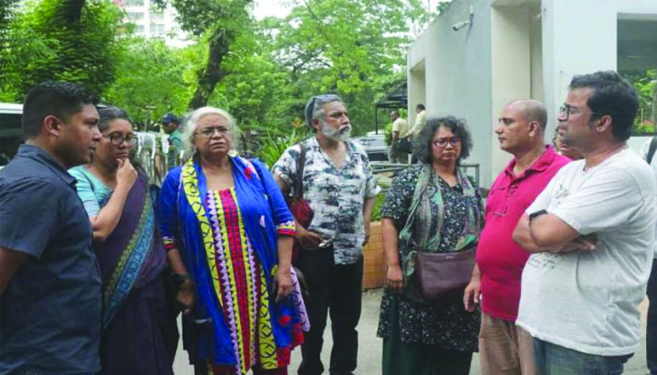 তিন সমন্বয়কের খোঁজে ডিবি কার্যালয়ে ১২ শিক্ষক, দেখা করলেন না হারুন