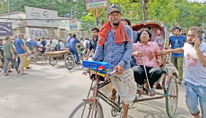 জবির কোটা আন্দোলনে গু*লিবিদ্ধ ৪