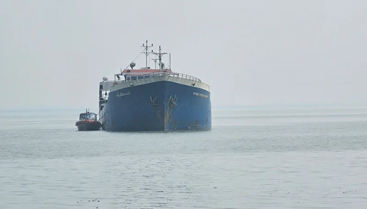 ১৬ দিনপর পন্যবাহী কার্গো ছাড়লো আরাকান আর্মি