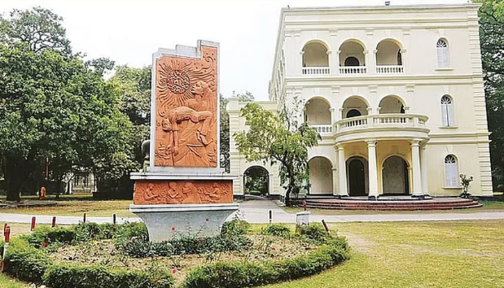 বাংলা একাডেমিতে ১৭৫ নিয়োগ জালিয়াতির খোঁজে দুদকের অভিযান