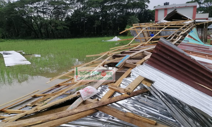 পনেরো মিনিটের ঝড়ে বাউফলে ব্যাপক ক্ষয়ক্ষতি