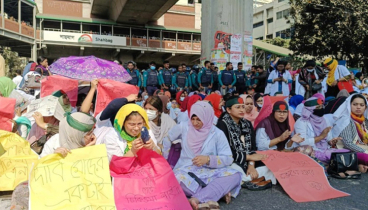 স্বাস্থ্যসেবায় ফিরছেন ট্রেইনি চিকিৎসকরা