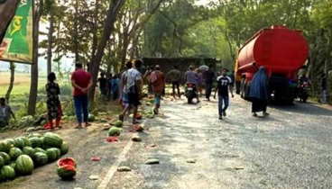 ফরিদপুরে ট্রাক-মোটরসাইকেল-অটোরিকশা সং*ঘর্ষ, নি*হত ২