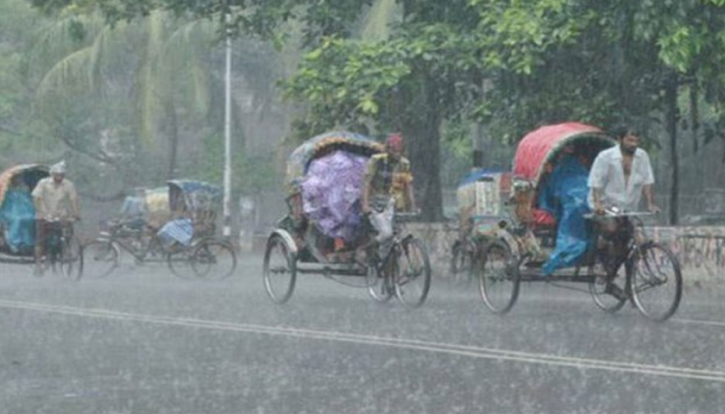 টানা বৃষ্টিতে রাজধানীতে ভোগান্তি, শনিবার পর্যন্ত বৃষ্টির আভাস